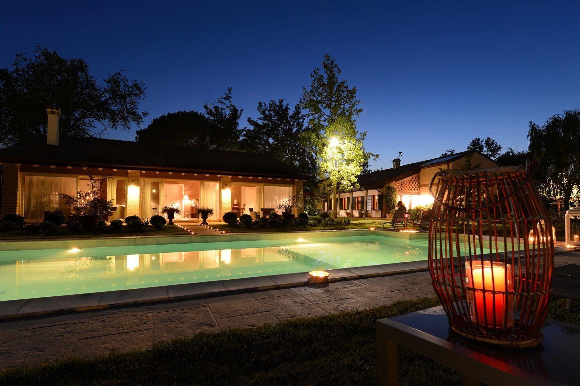A Casa Di Delia B&B Charming House Сант-Элена-ди-Силея Экстерьер фото