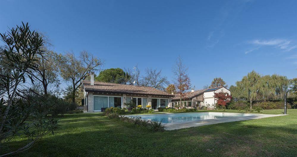 A Casa Di Delia B&B Charming House Сант-Элена-ди-Силея Экстерьер фото
